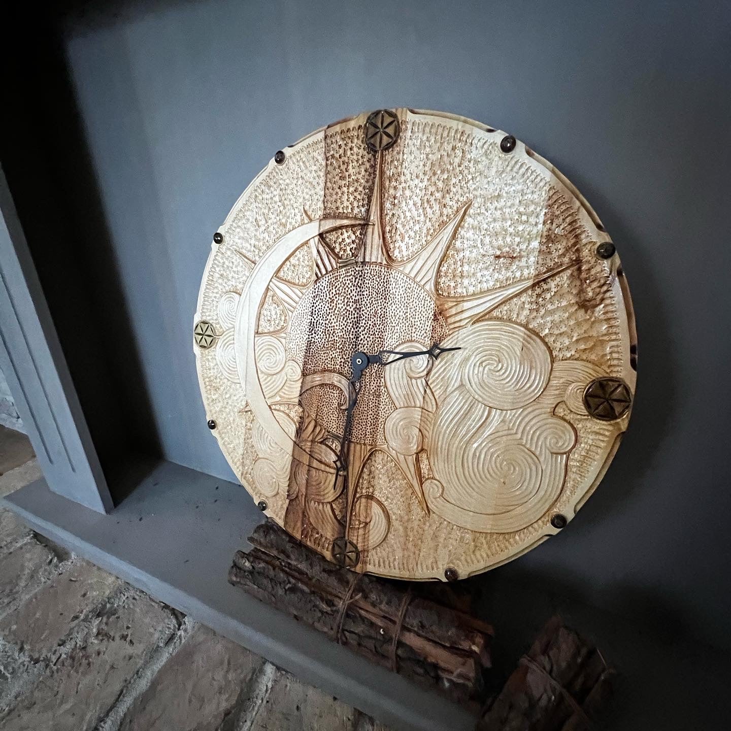 2.Future compass - Linden wood Wall clock